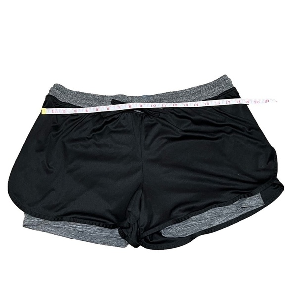 Champion 2-Layer Running Women’s Shorts (Sz XXL) - Picture 6 of 9